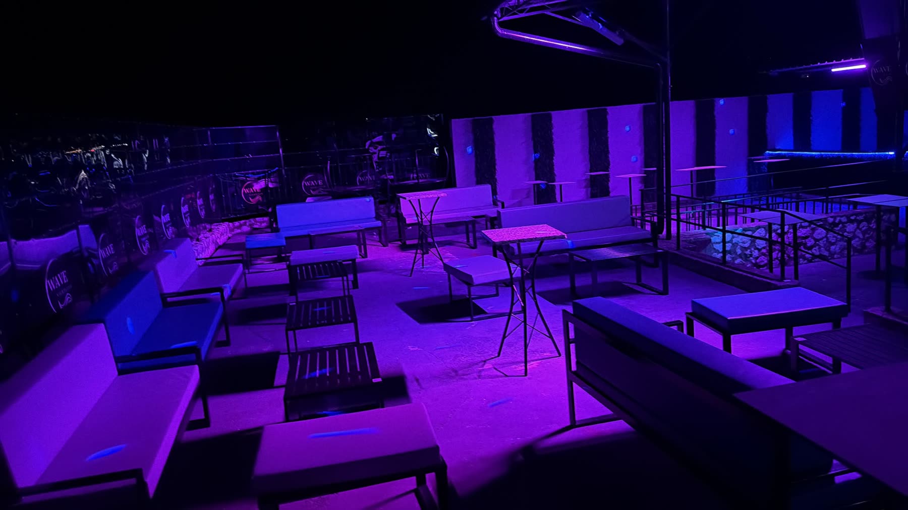 VIP lounge noću